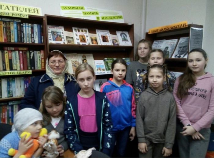 православный час в  сельской библиотеке